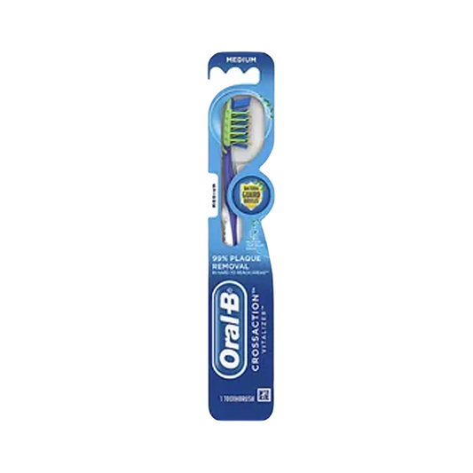 Oral-B Pro-Expert CrossAction Anti-Plaque Medium Manual Toothbrush