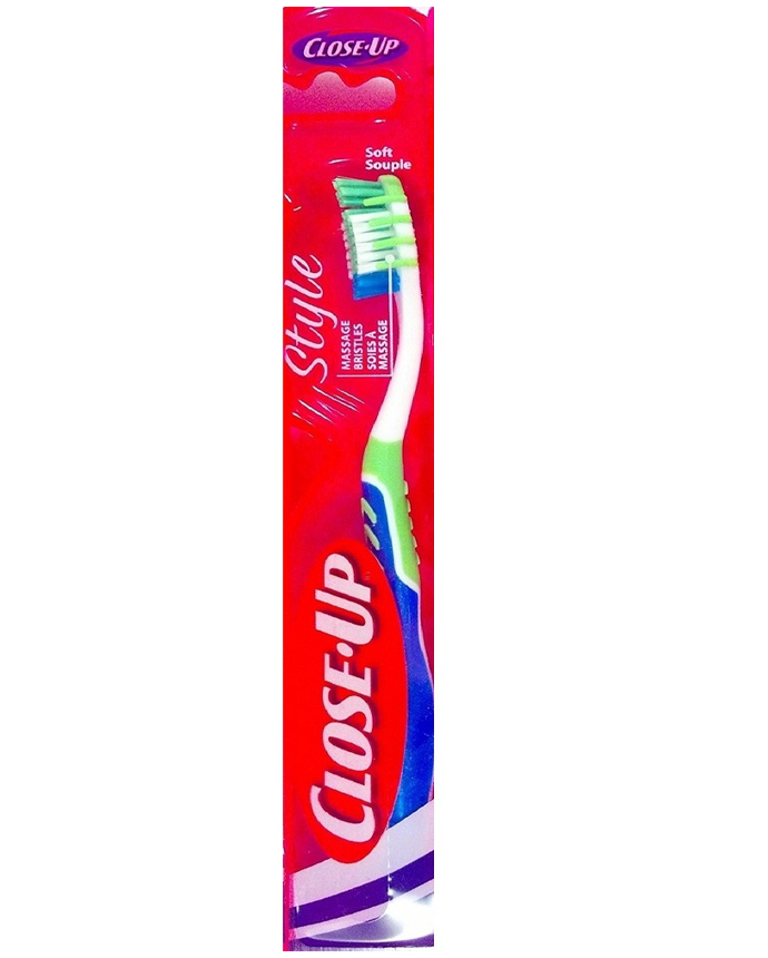Close-Up Style Soft Toothbrush